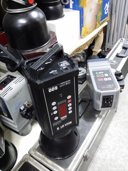 �ް���2 600w.jpg