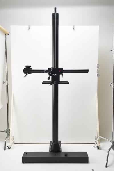 T-STAND-0001.jpg