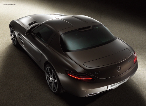 ũ�⺯ȯ_Hasselblad Catalog 2011-2.jpg